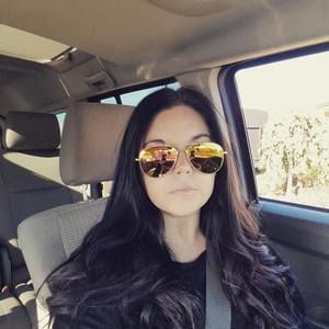 Meet your Posher, Jocelyn